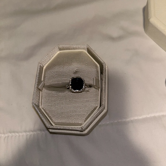 Cubic zirconia size 8 ring.  Purchased from kohls.  dark teal center stone - Picture 3 of 3